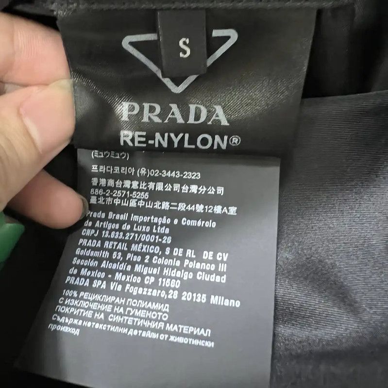Prada Prada Black Men's Short Sleeve Shirt Size US S / EU 44-46 / 1 - 5 Thumbnail