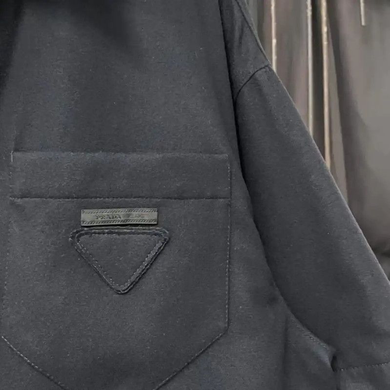 Prada Prada Black Wool Logo Short Sleeve Shirt Size US S / EU 44-46 / 1 - 5 Thumbnail