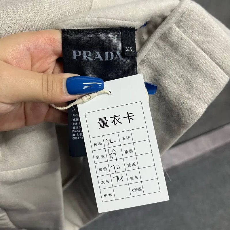 Prada Prada Men's Gray Zip-Up Hoodie Size US XL / EU 56 / 4 - 5 Thumbnail