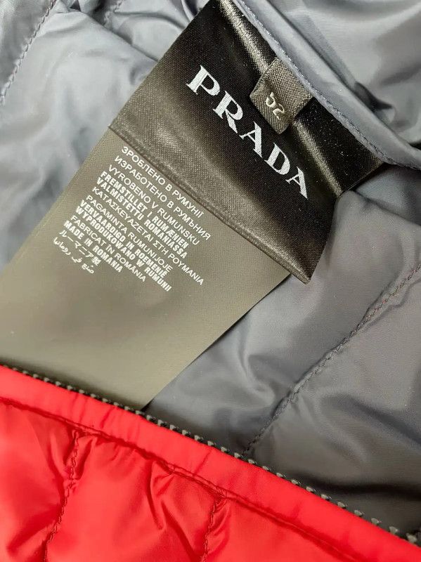 Prada Prada Red Long Sleeve Jacket for Men Size US XL / EU 56 / 4 - 5 Thumbnail