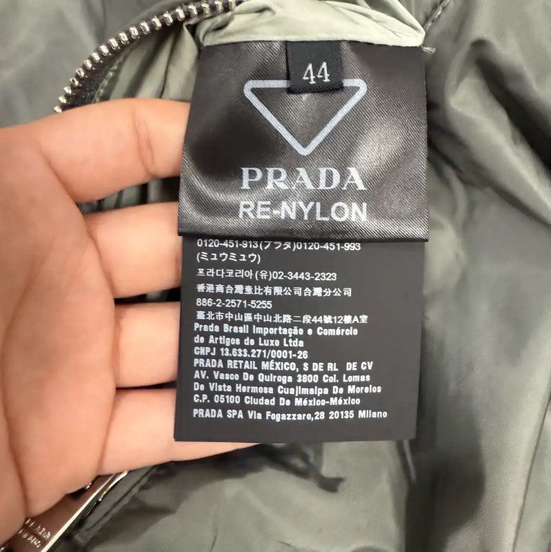 Prada Prada Men's Gray Nylon Light Jacket Size US M / EU 48-50 / 2 - 4 Thumbnail