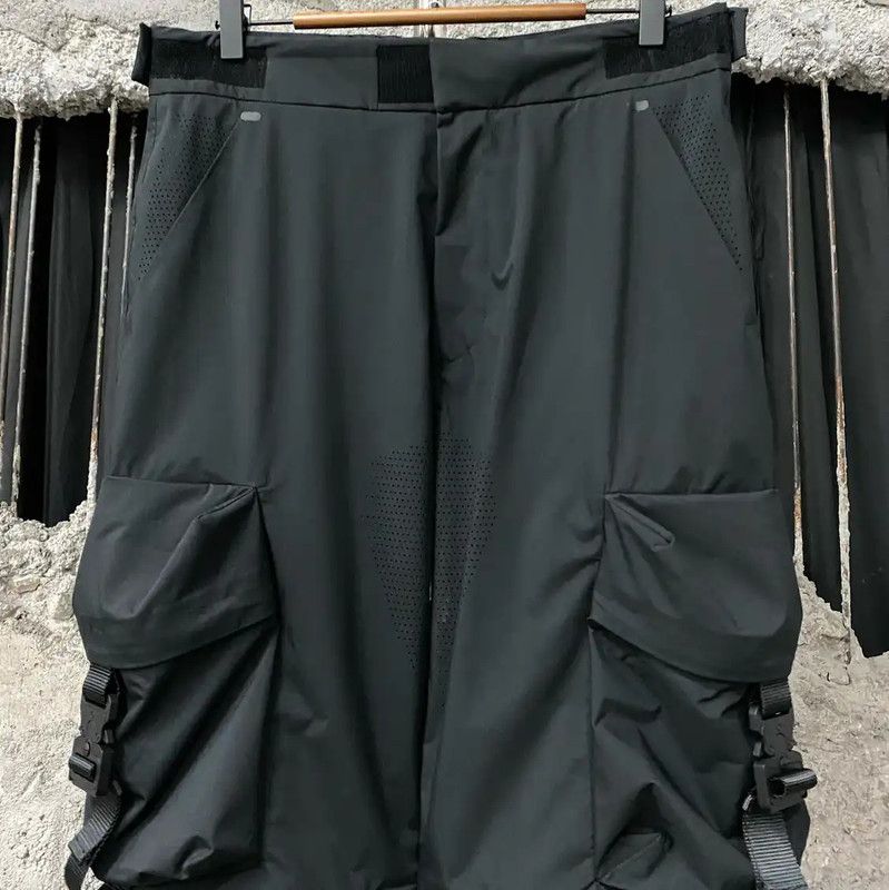 Prada Prada Black Lightweight Casual Pants Size US 26 / EU 42 - 3 Thumbnail