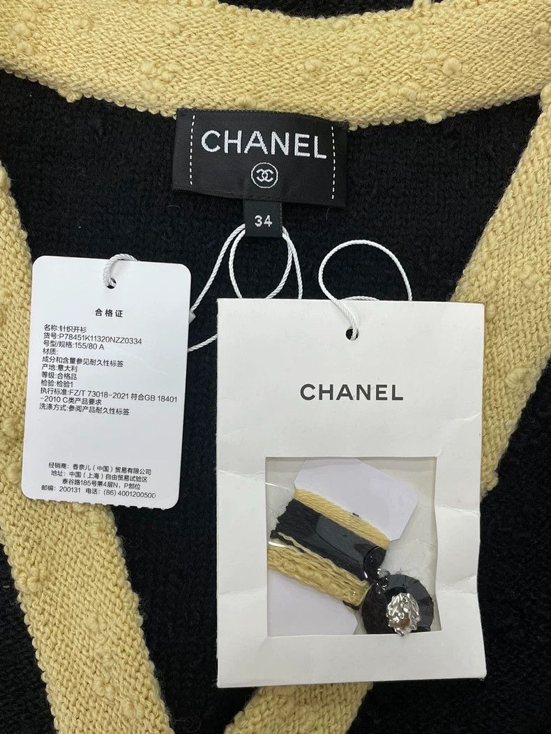 Chanel Chanel Black Gold Lion Buckle Knit Vest - dmc Size US M / EU 48-50 / 2 - 4 Thumbnail
