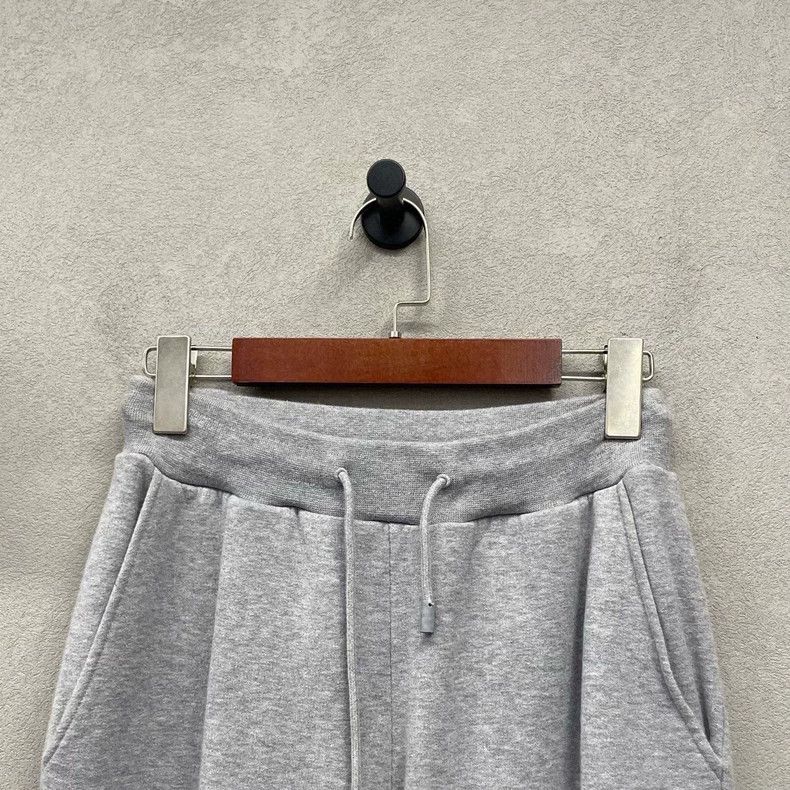 Louis Vuitton LV Gray Drawstring Sweatpants XS - dmc Size US 26 / EU 42 - 4 Thumbnail
