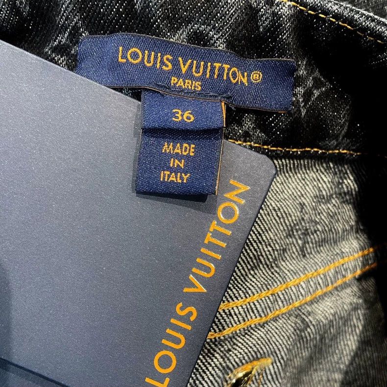 Louis Vuitton Louis Vuitton 2025 Black Monogram Jeans - dmc Size US 36 / EU 52 - 5 Thumbnail
