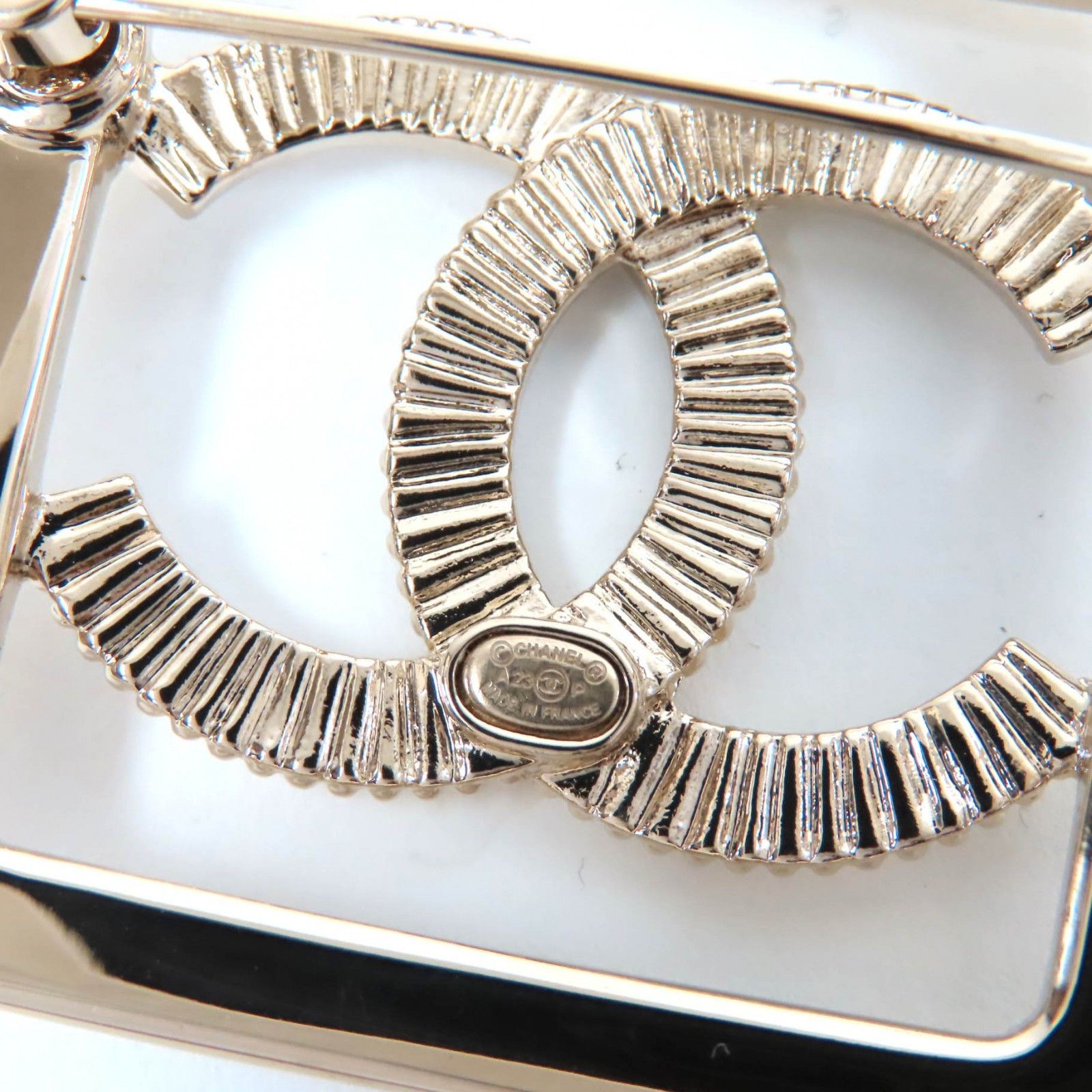 Chanel Chanel Chanel COCO Mark Brooch Metal Brooch A23P DUTY FREE for USA Size ONE SIZE - 7 Thumbnail