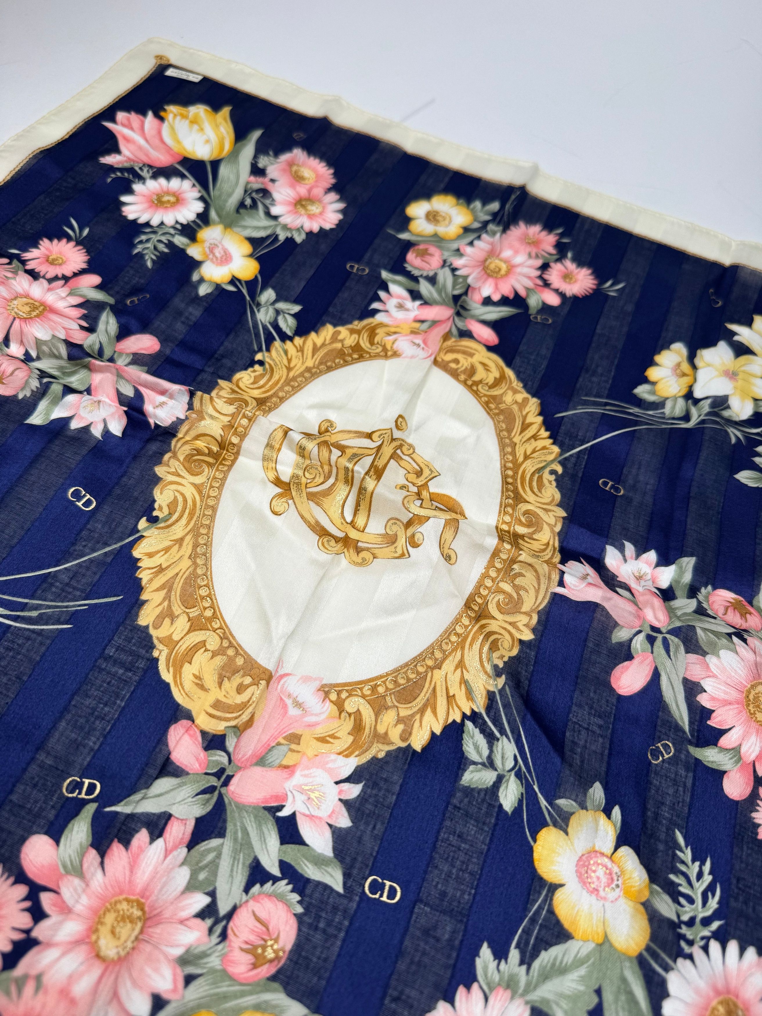 Dior Vintage Scarf Floral Navy Size ONE SIZE - 3 Thumbnail