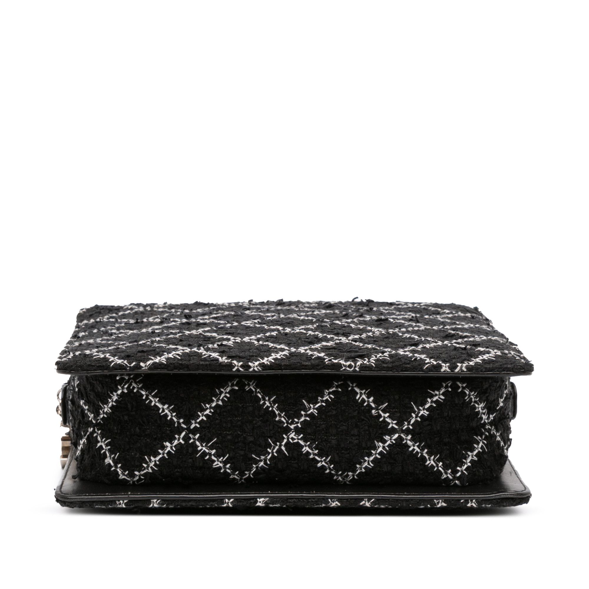 Chanel Chanel Tweed and Resin Zipped Chain Shopping Bag Size ONE SIZE - 3 Thumbnail