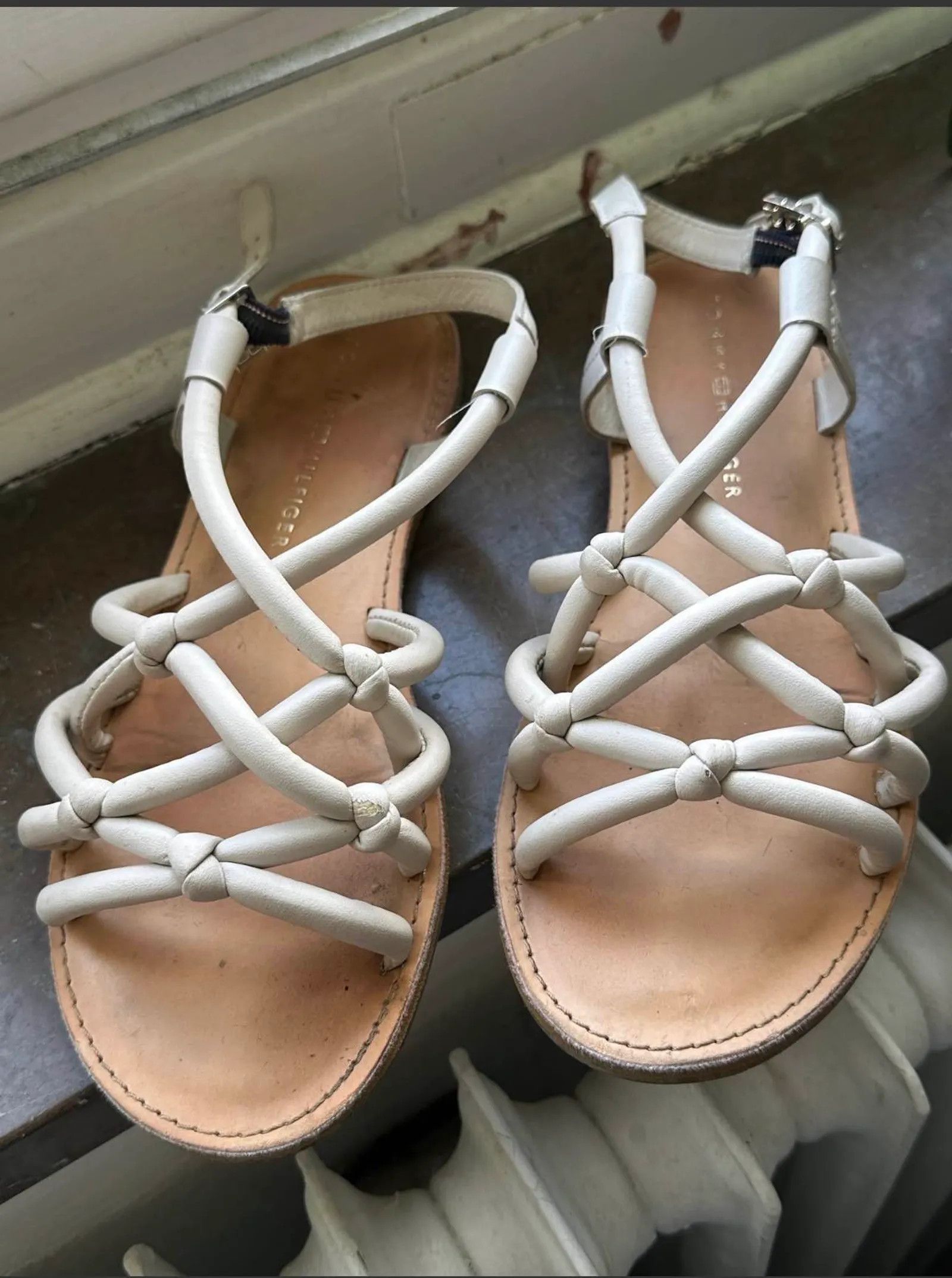 Tommy Hilfiger Tommy Hilfiger Sandals Size US 7 / IT 37 - 2 Thumbnail