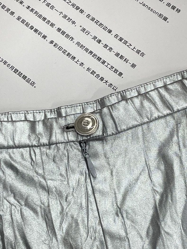 Chanel Chanel Silver Shiny Shorts - dmc Size US 38 / EU 54 - 3 Thumbnail
