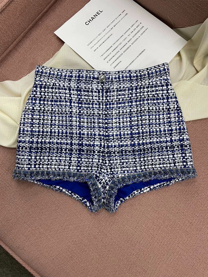 Chanel Chanel Blue White Tweed Plaid Shorts - dmc Size US 36 / EU 52 - 3 Thumbnail