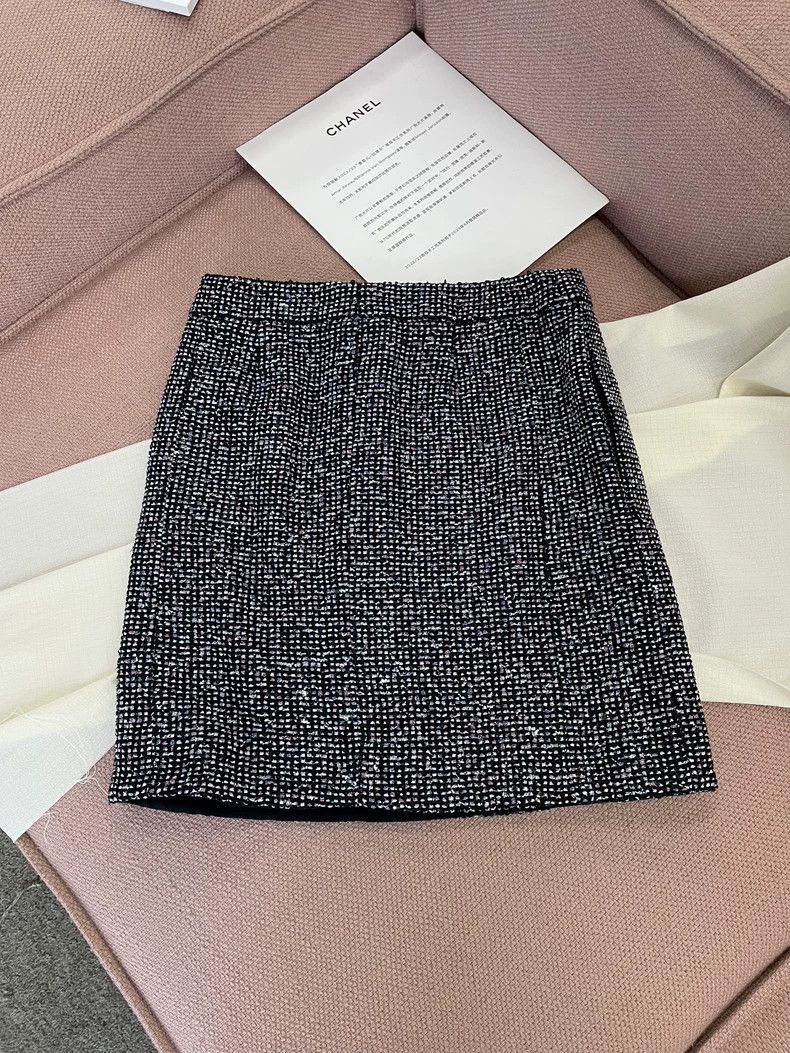 Chanel Chanel 23P Black Tweed Mini Skirt - dmc Size US 38 / EU 54 - 3 Thumbnail