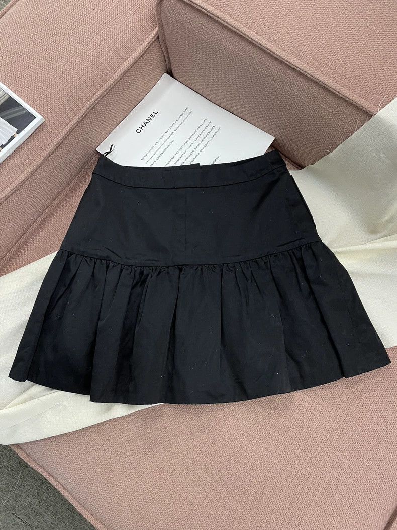 Chanel Chanel Black Sparkle Pleated Mini Skirt - dmc Size US 38 / EU 54 - 4 Thumbnail