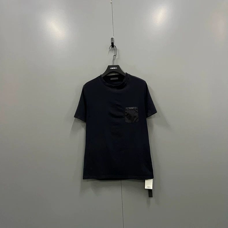 Prada PRADA Black Chest Pocket Crewneck Tee - dmc Size US L / EU 52-54 / 3 - 2 Thumbnail