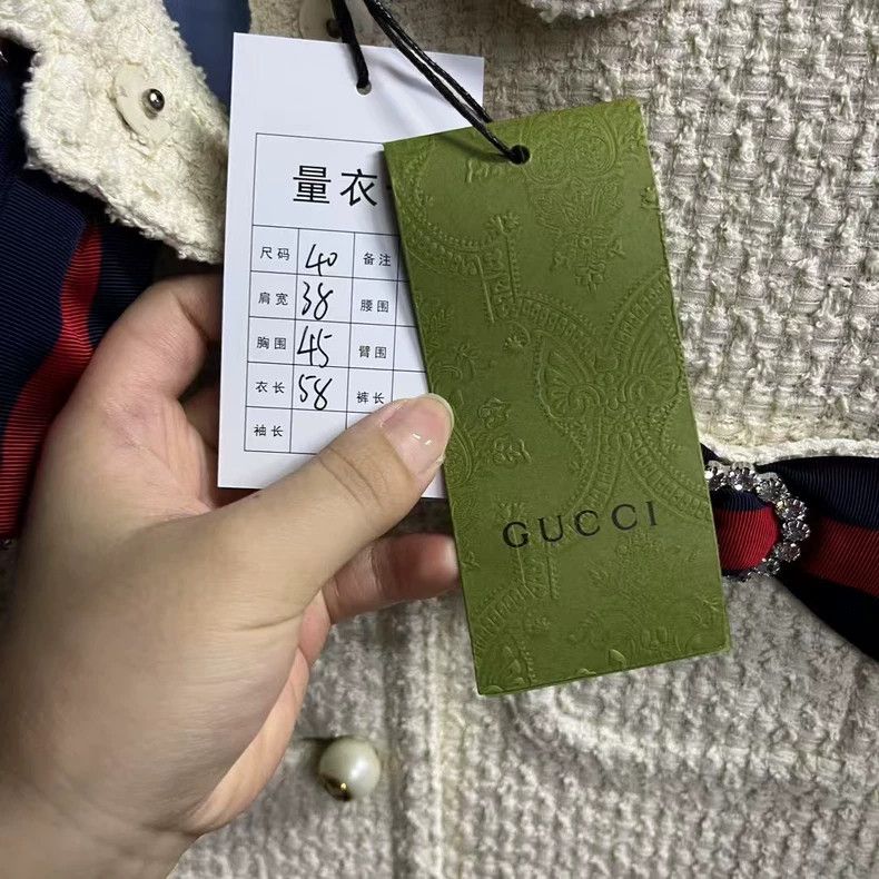 Gucci White Bow Pearl Button Jacket - dmc