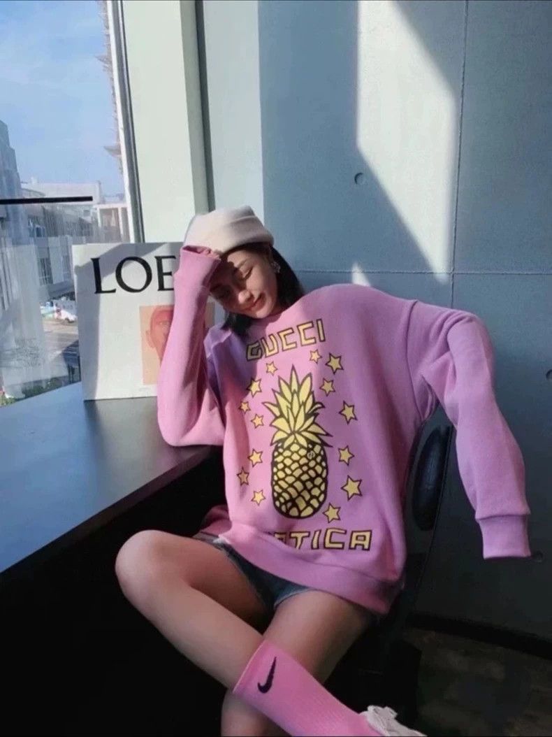 Gucci Pink Purple Pineapple Sweatshirt S - dmc