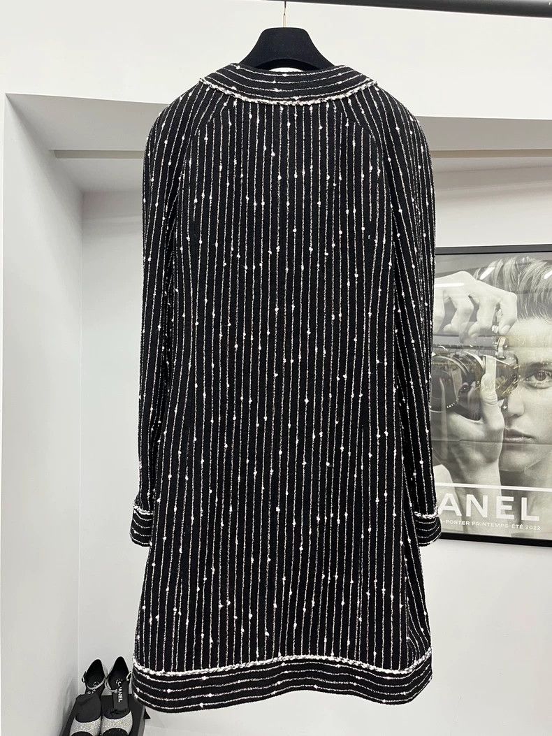 Chanel Chanel 23P Black Long Coat - dmc Size US M / EU 48-50 / 2 - 3 Thumbnail