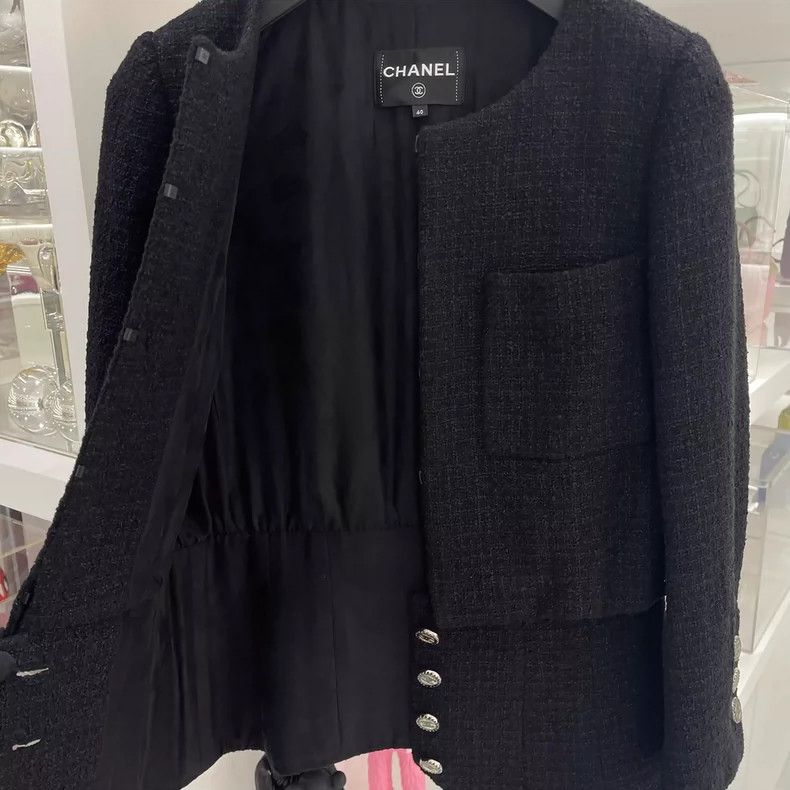 Chanel Chanel Black CC Round Neck Coat - dmc Size US M / EU 48-50 / 2 - 5 Thumbnail