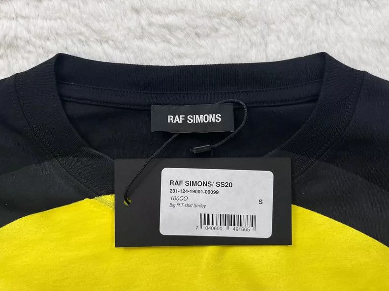 Raf Simons Raf Simons Big Fit Smiley Tee - dmc Size US S / EU 44-46 / 1 - 5 Thumbnail