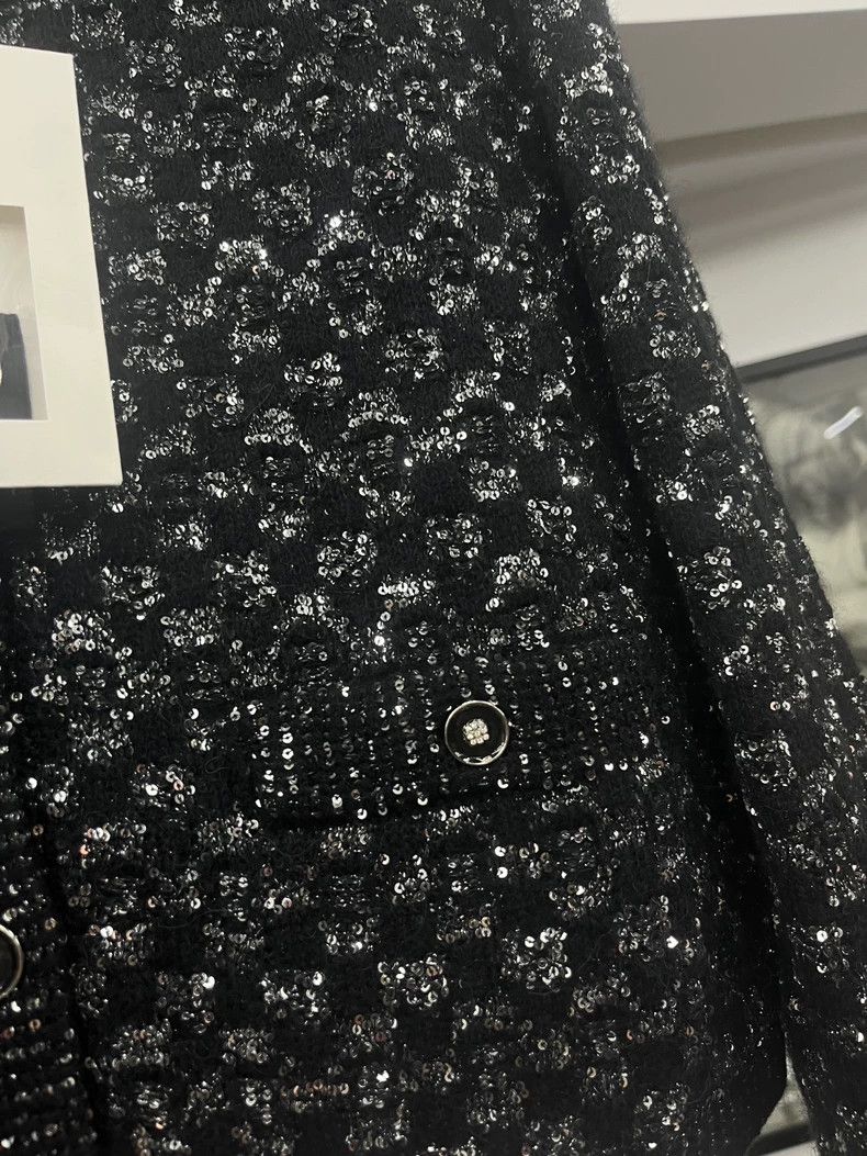 Chanel Chanel 23B Black Sequin Knit Top - dmc Size US S / EU 44-46 / 1 - 2 Thumbnail