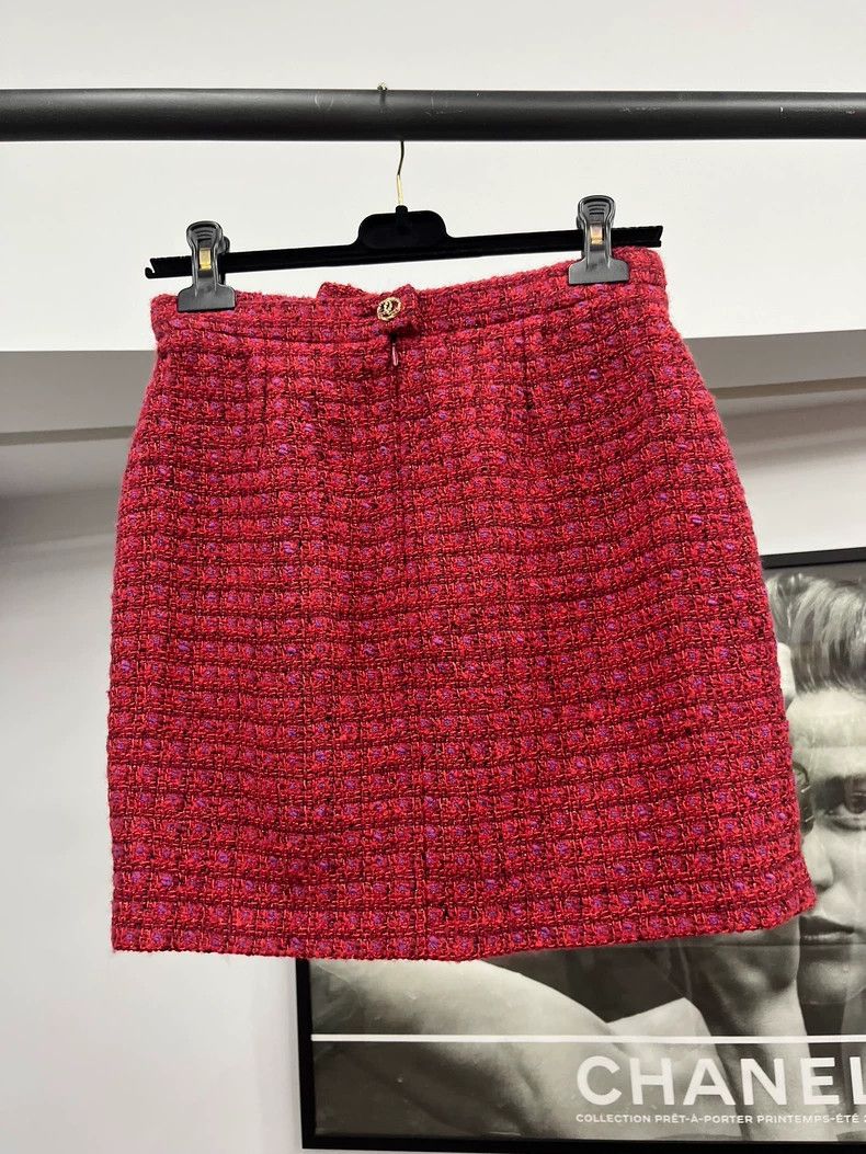 Chanel Chanel 23B Red Tweed Skirt - dmc Size US 36 / EU 52 - 2 Thumbnail