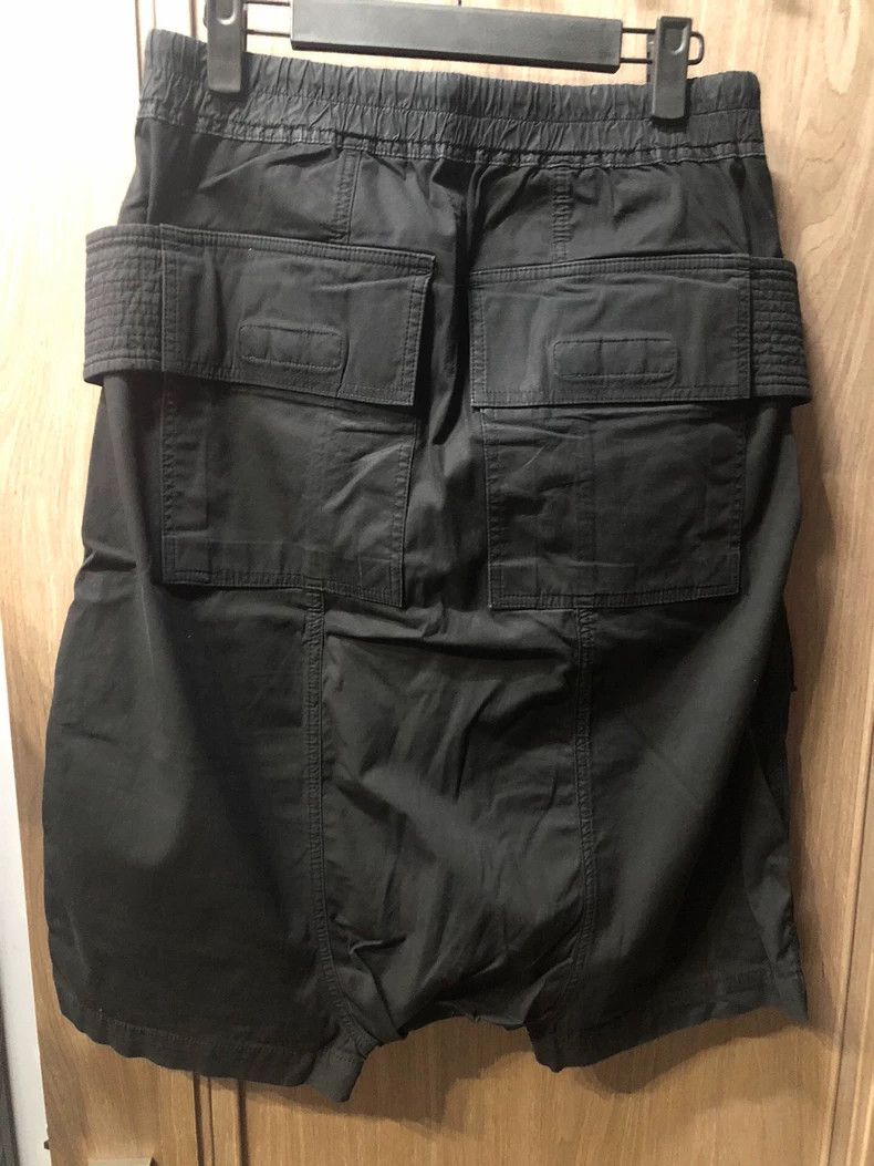 Rick Owens Drkshdw Rick Owens Drkshadow Military Shorts - dmc Size US 26 / EU 42 - 2 Thumbnail