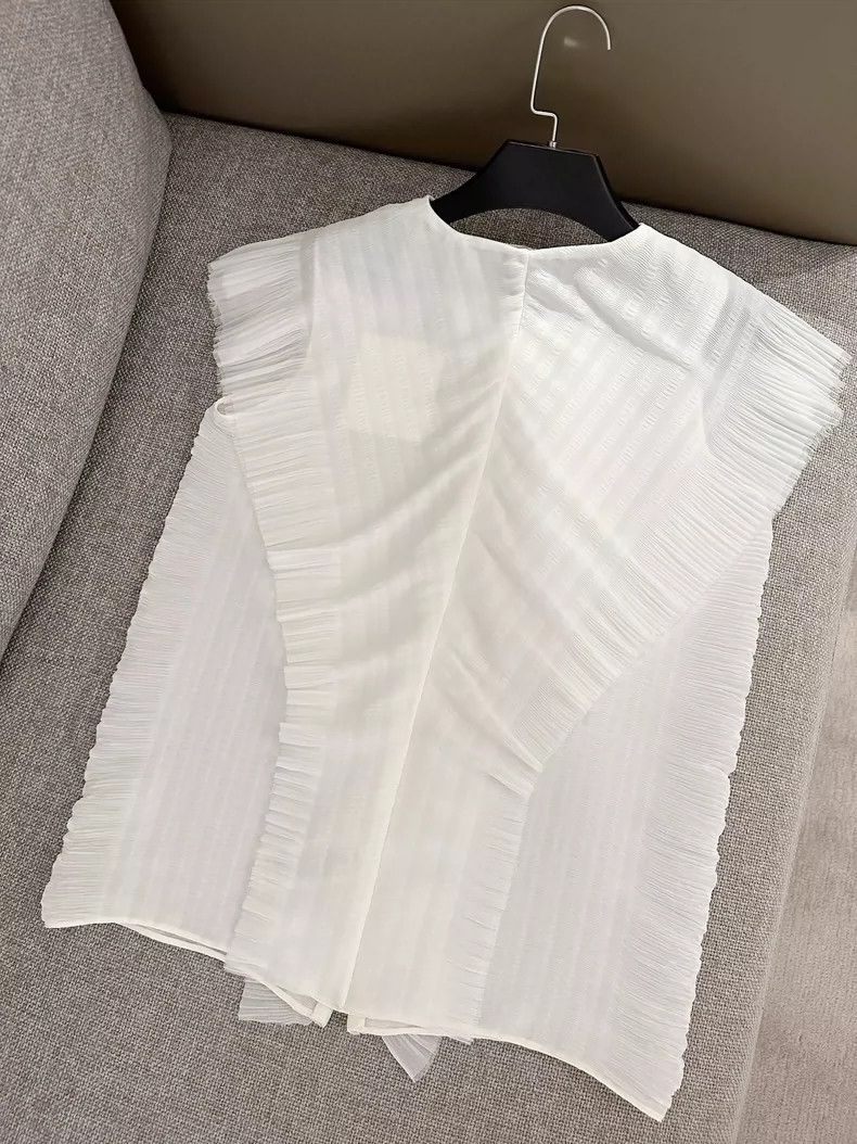The Row The Row Pleated Sleeveless Top - dmc Size US XS / EU 42 / 0 - 3 Thumbnail