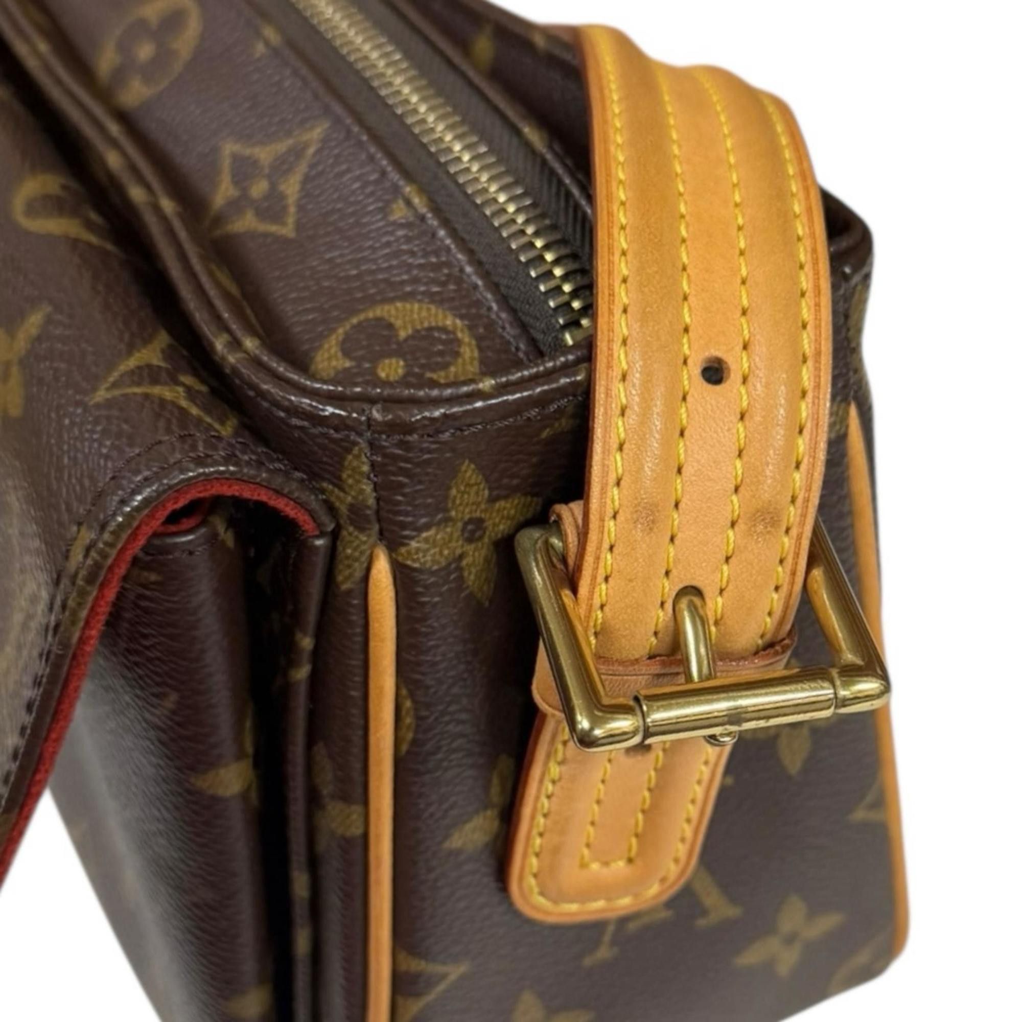 Louis Vuitton Louis Vuitton Viva Cite MM Monogram Shoulder Bag in Canvas, M51164, Brown, Women's, LOUIS VUITTON Size ONE SIZE - 13 Thumbnail