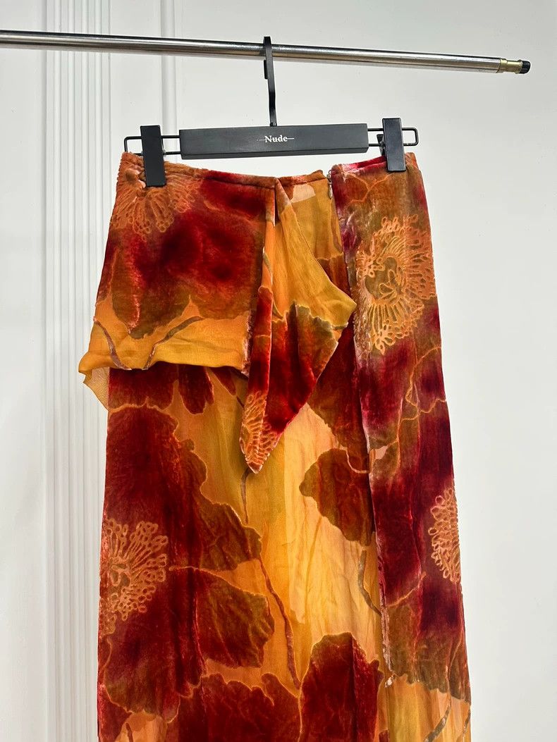 Yohji Yamamoto Yohji Yamamoto Noir Silk Velvet Floral Skirt - dmc Size US 32 / EU 48 - 2 Thumbnail
