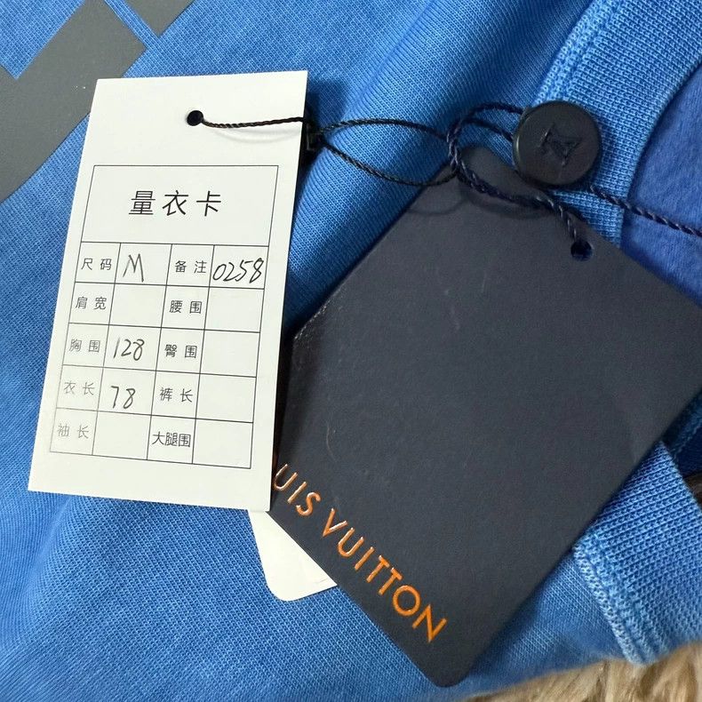 Louis Vuitton Louis Vuitton Blue Reflective Letter Tee - dmc Size US M / EU 48-50 / 2 - 3 Thumbnail