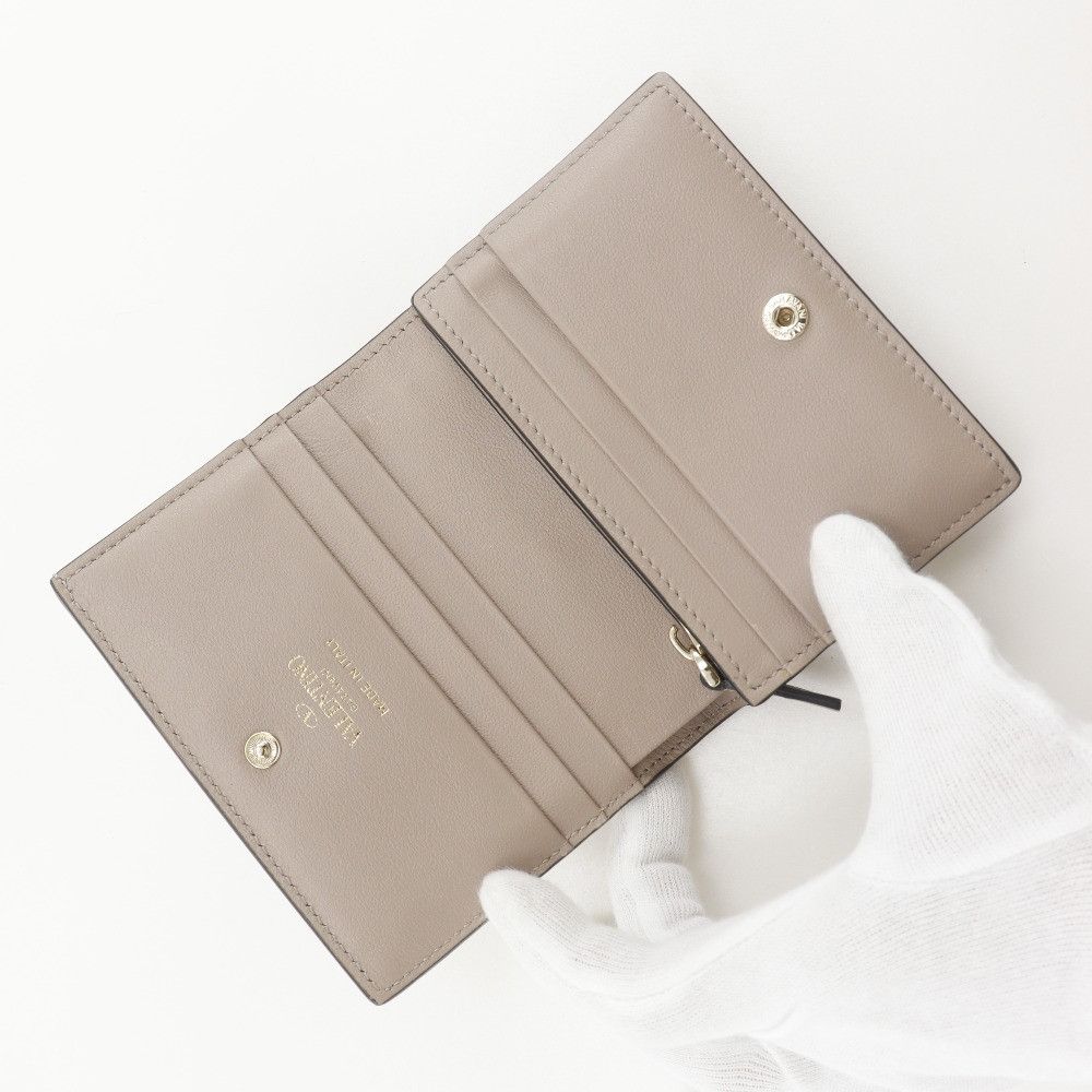 Valentino Valentino Valentino Garavani Rockstuds Calf Small Wallet Leather Short Wallet WW2P0P39BOL DUTY FREE for USA Size ONE SIZE - 8 Thumbnail