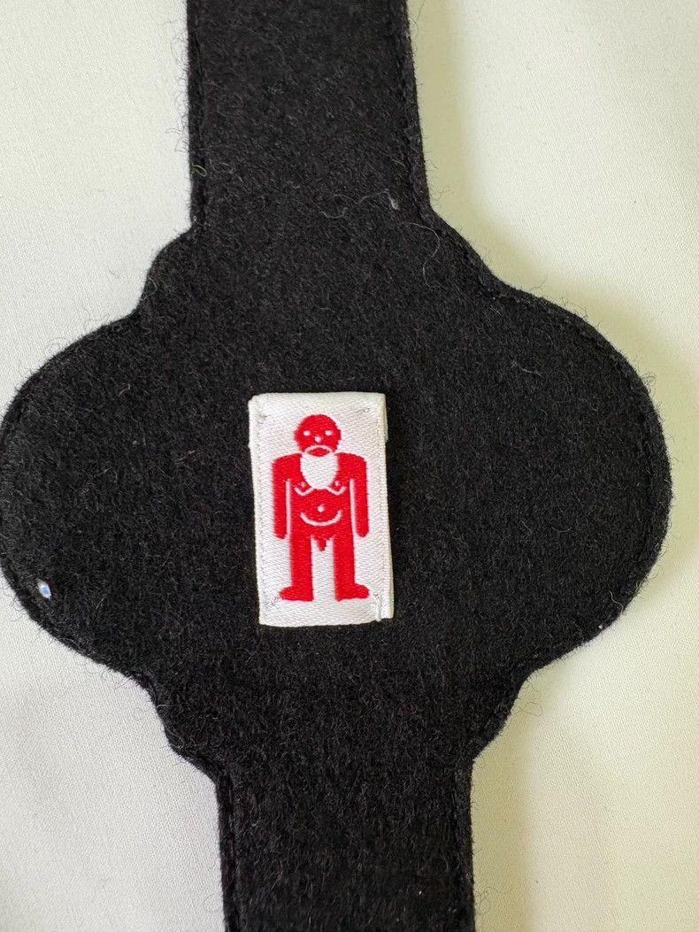 Walter Van Beirendonck Walter Van Beirendonck Embroidered Watch Accessory - dmc Size ONE SIZE - 4 Thumbnail