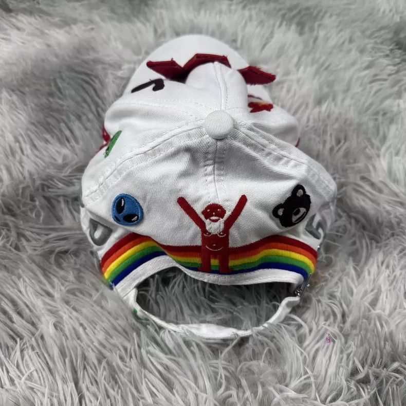 Walter Van Beirendonck Walter Van Beirendonck 22FW Rainbow Hat - dmc Size ONE SIZE - 8 Thumbnail