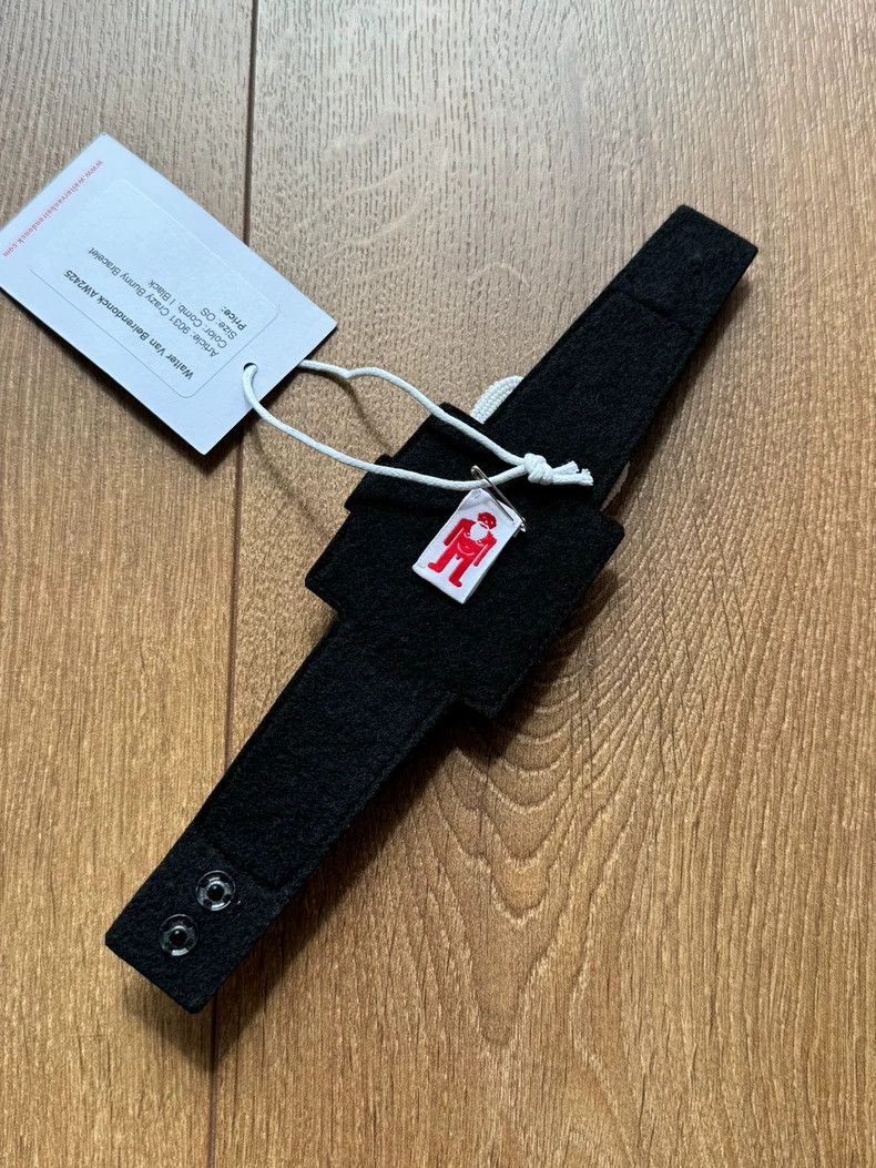 Walter Van Beirendonck Walter Van Beirendonck Crazy Bunny Bracelet Watch - dmc Size ONE SIZE - 5 Thumbnail