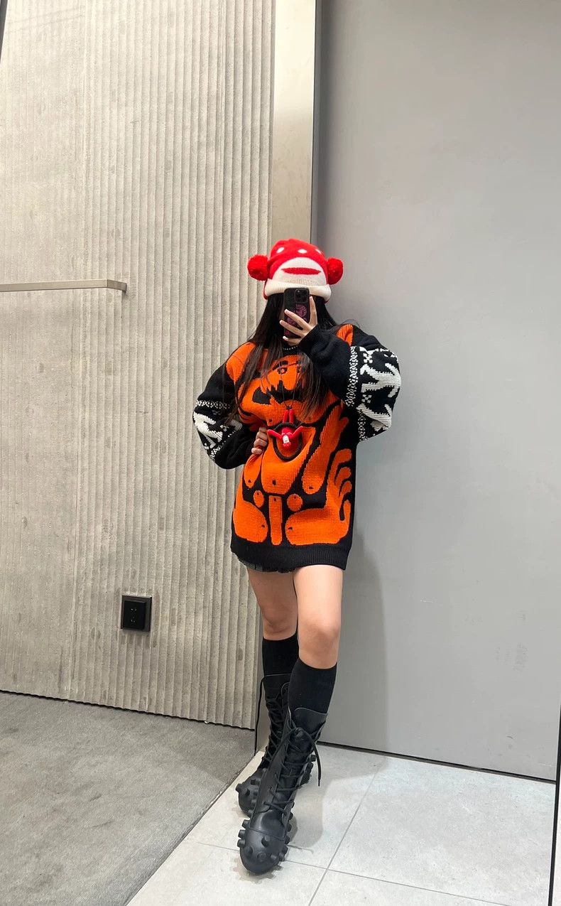 Walter Van Beirendonck Walter Van Beirendonck FW24 Monkey Beanie - dmc Size ONE SIZE - 6 Thumbnail