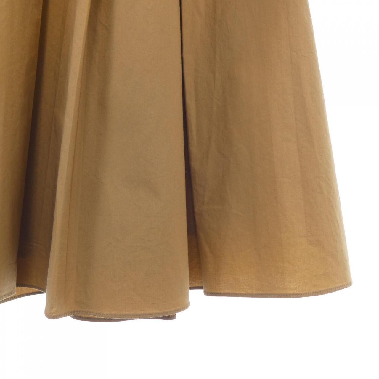 Other Other Marlene Dam Skirt Others Skirts DUTY FREE for USA Size ONE SIZE - 6 Thumbnail