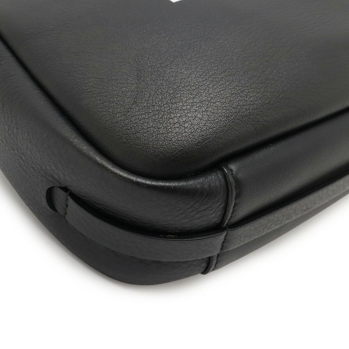 Balenciaga Balenciaga Balenciaga EVERYDAY Calfskin Shoulder Bag Leather Shoulder Bag 489812 DUTY FREE for USA Size ONE SIZE - 3 Thumbnail