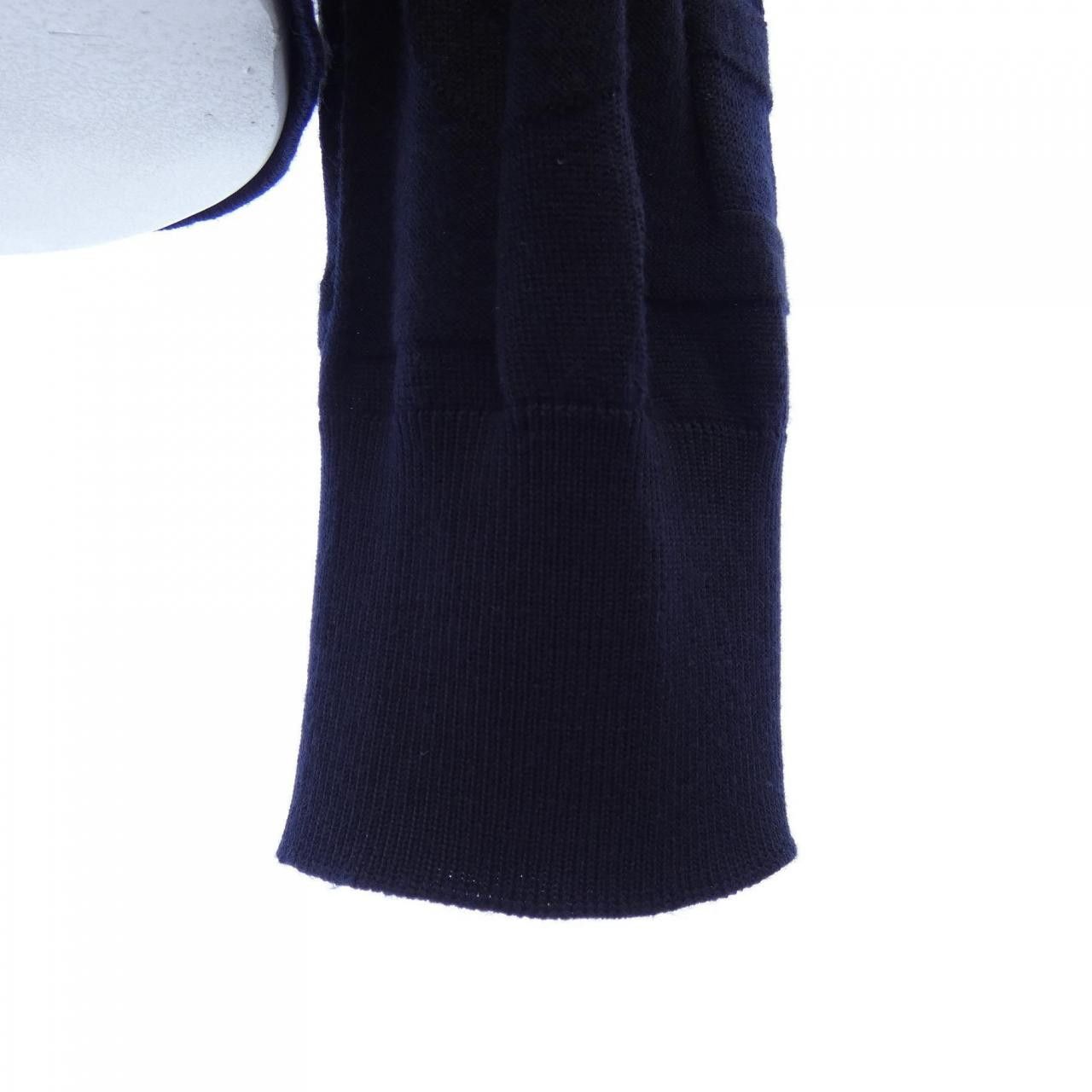 Hermes Hermes Hermes Knitwear Others Tops DUTY FREE for USA Size ONE SIZE - 6 Thumbnail