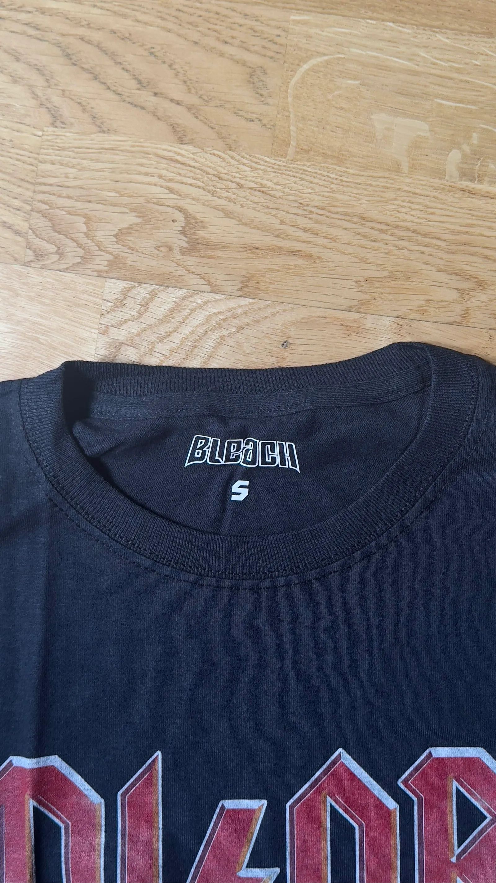 Bleach Bleach Short Sleeve T-shirt Size S / US 4 / IT 40 - 2 Thumbnail