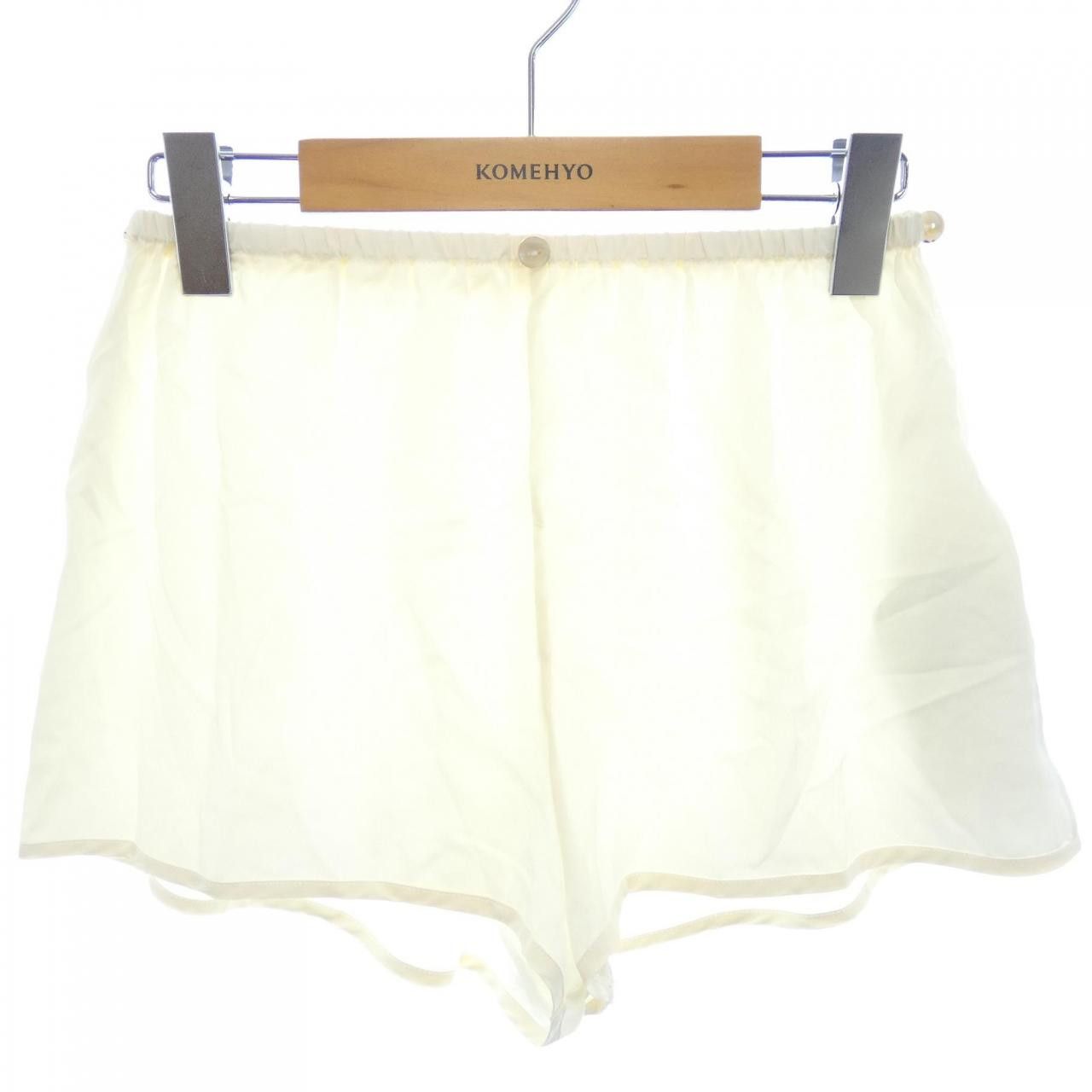 Gucci Gucci Gucci 721504 XKCMO Pants Others Pants 721504 XKCMO DUTY FREE for USA Size ONE SIZE - 8 Thumbnail