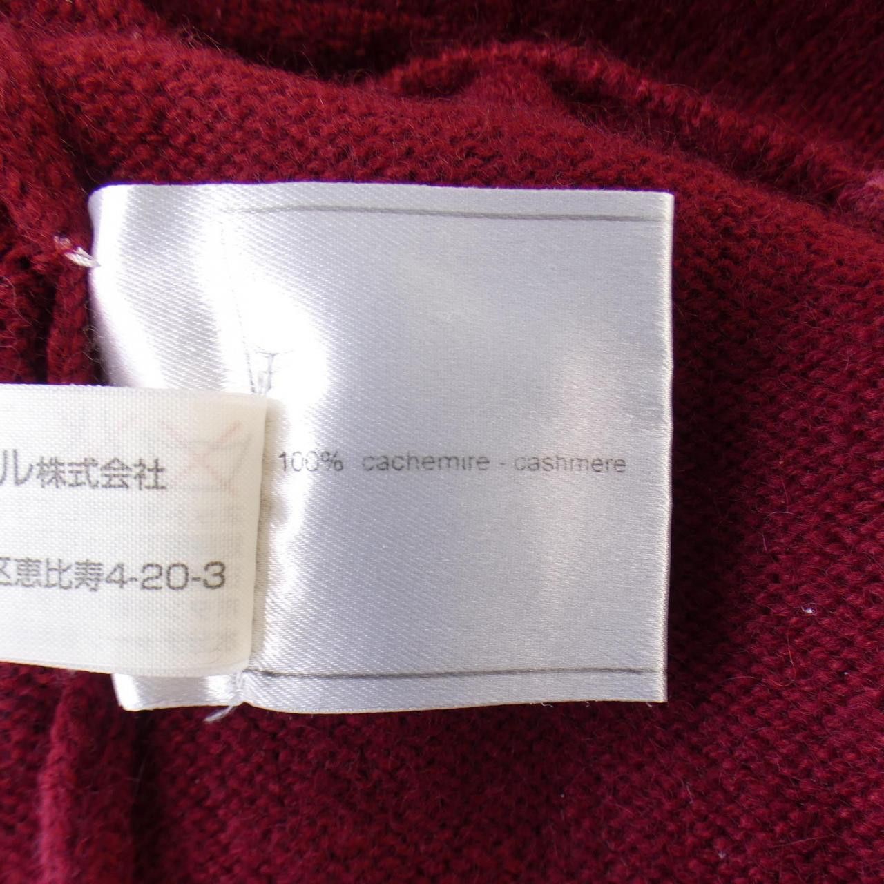 Chanel Chanel Chanel P11440W02426 100% Cashmere Cardigan Others Tops P11440W02426 98A DUTY FREE for USA Size ONE SIZE - 3 Thumbnail