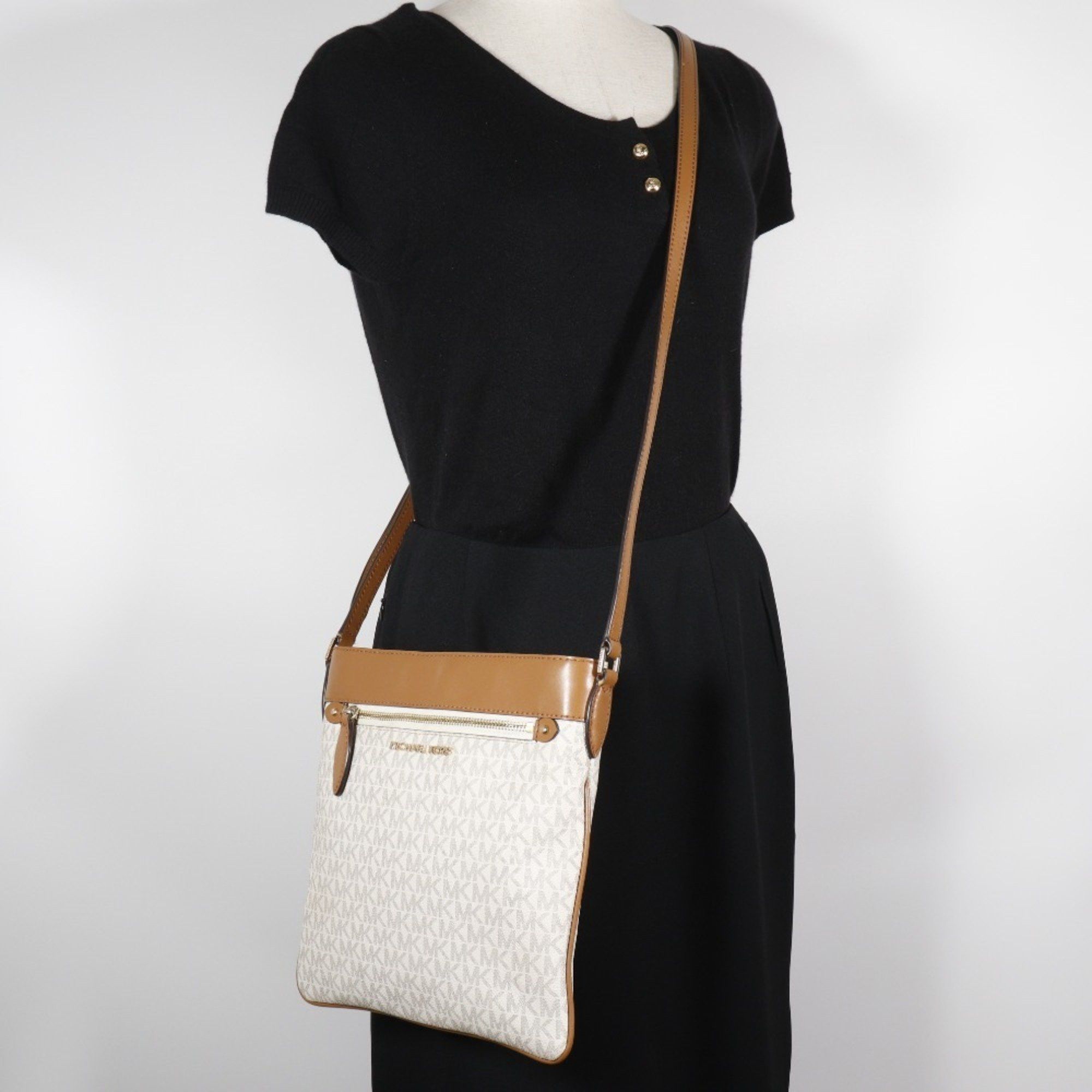 Michael Kors Michael Kors Connie Shoulder Bag, Signature PVC, White, A5, Women's Size ONE SIZE - 15 Thumbnail