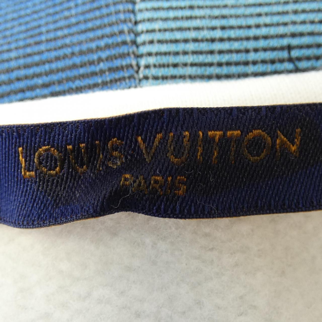 Louis Vuitton Louis Vuitton Printed Allover Hoodie Cotton Sweatshirts & Hoodies HNY41WIHN DUTY FREE for USA