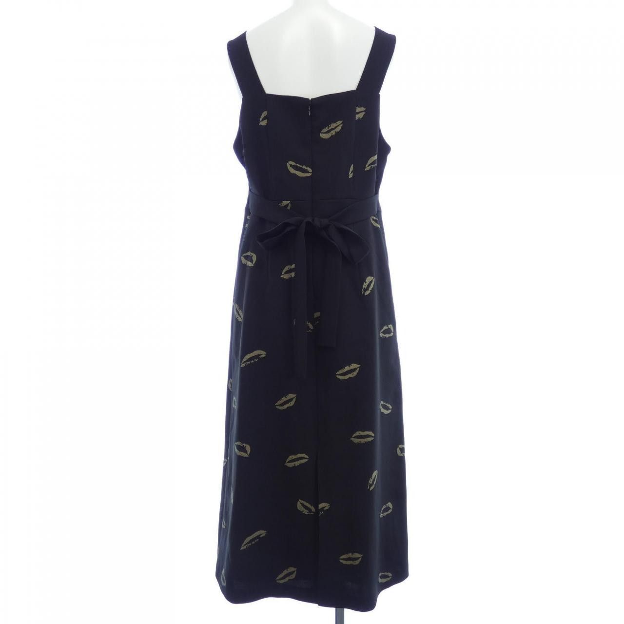 Other Other Grace Class Dress Others Dresses DUTY FREE for USA Size ONE SIZE - 2 Thumbnail