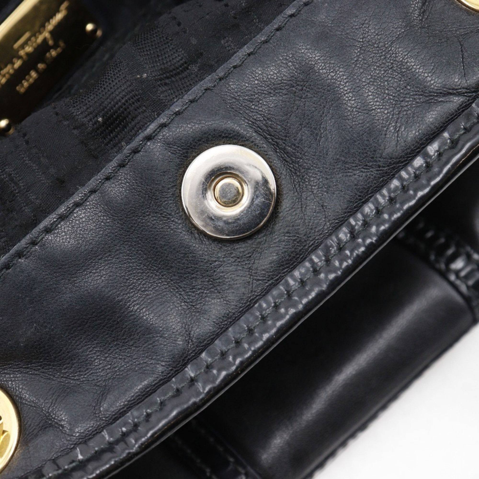 Salvatore Ferragamo Salvatore Ferragamo Vara Tote Bag in Black Leather and Enamel, Women's Size ONE SIZE - 10 Thumbnail