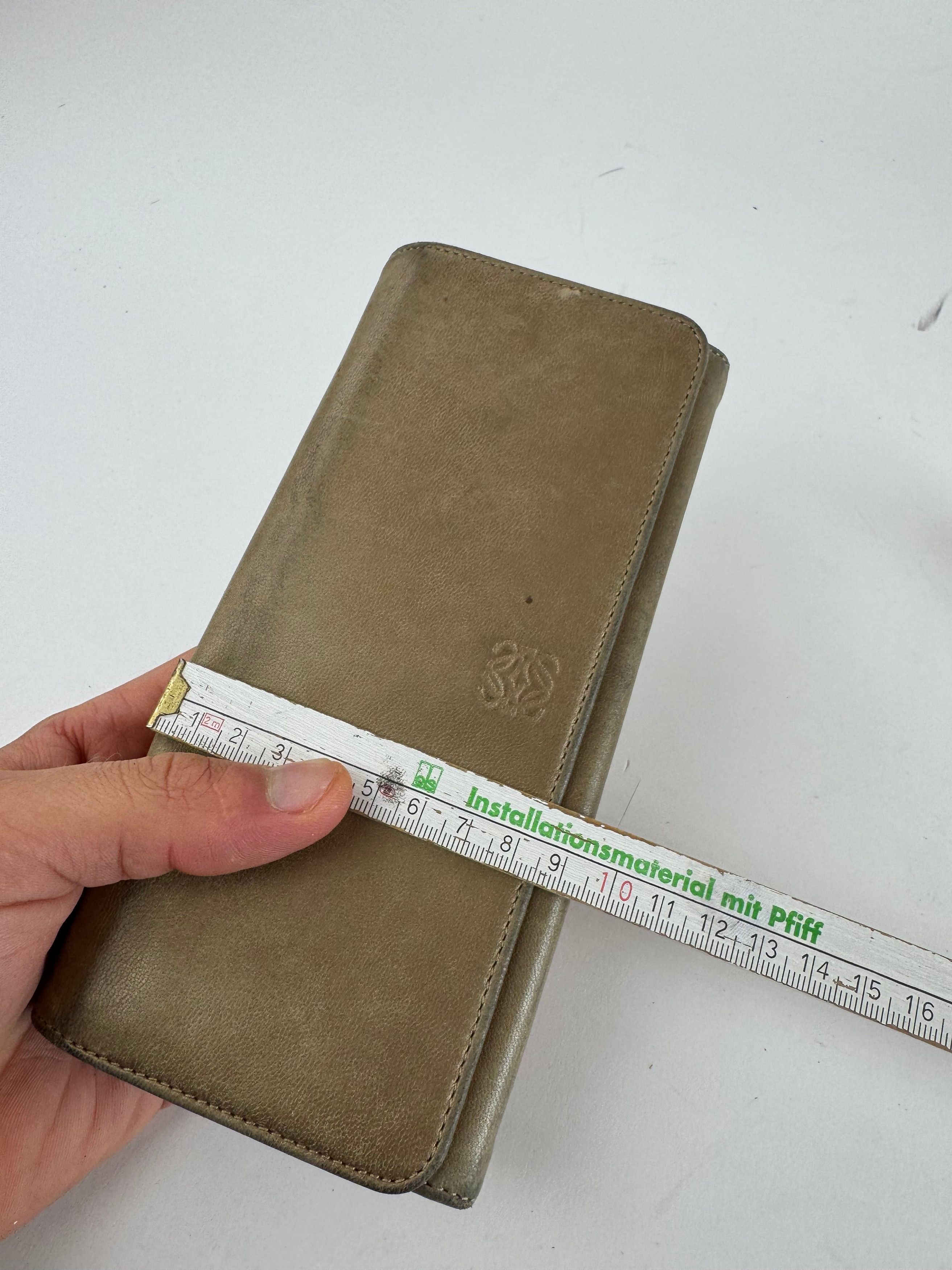 Loewe Vintage Madrid Leather Wallet beige Size ONE SIZE - 12 Thumbnail