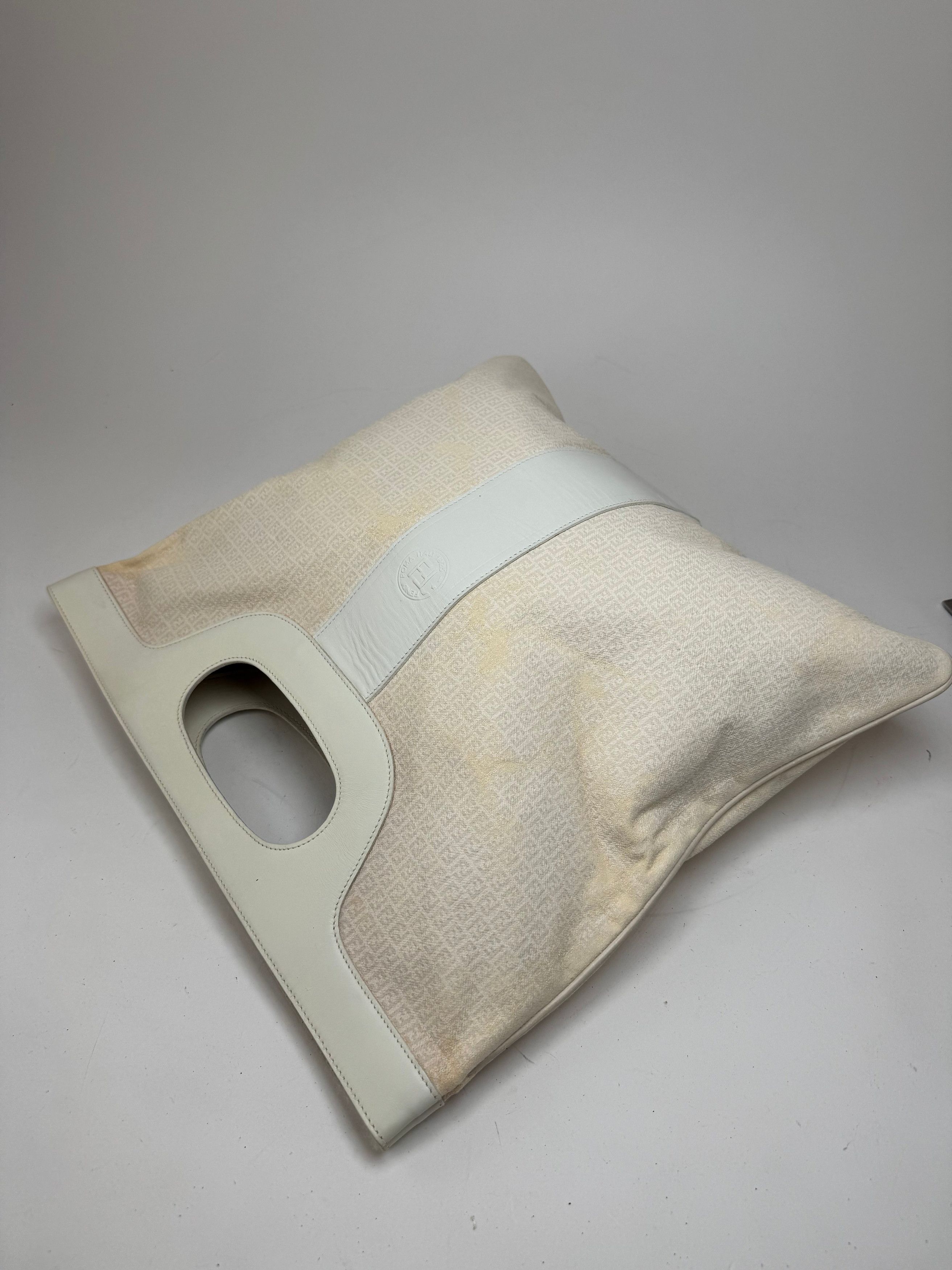 Fendi Vintage FF Monogram Leather canvas Tote Bag white Size ONE SIZE - 9 Thumbnail
