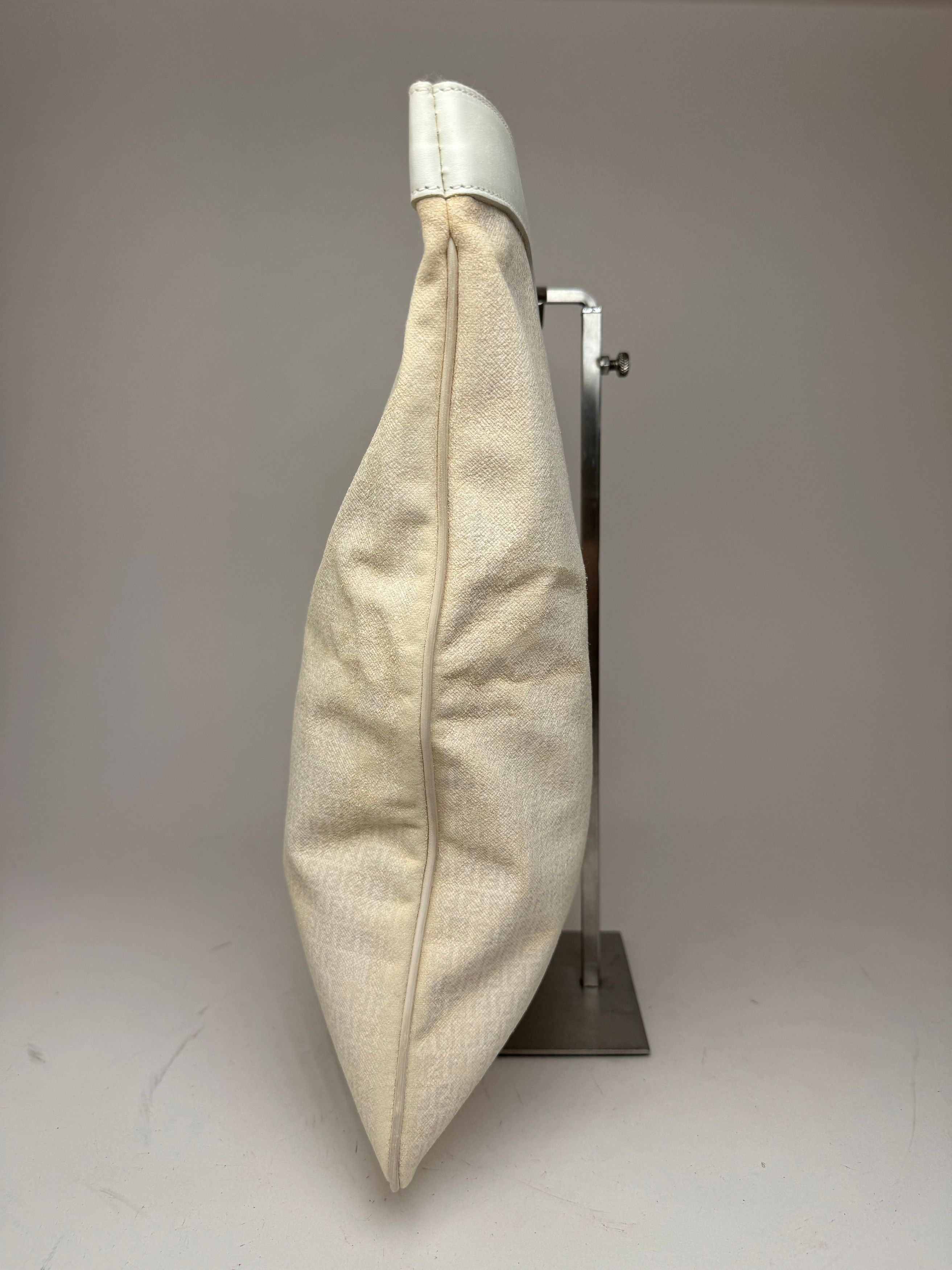 Fendi Vintage FF Monogram Leather canvas Tote Bag white Size ONE SIZE - 8 Thumbnail