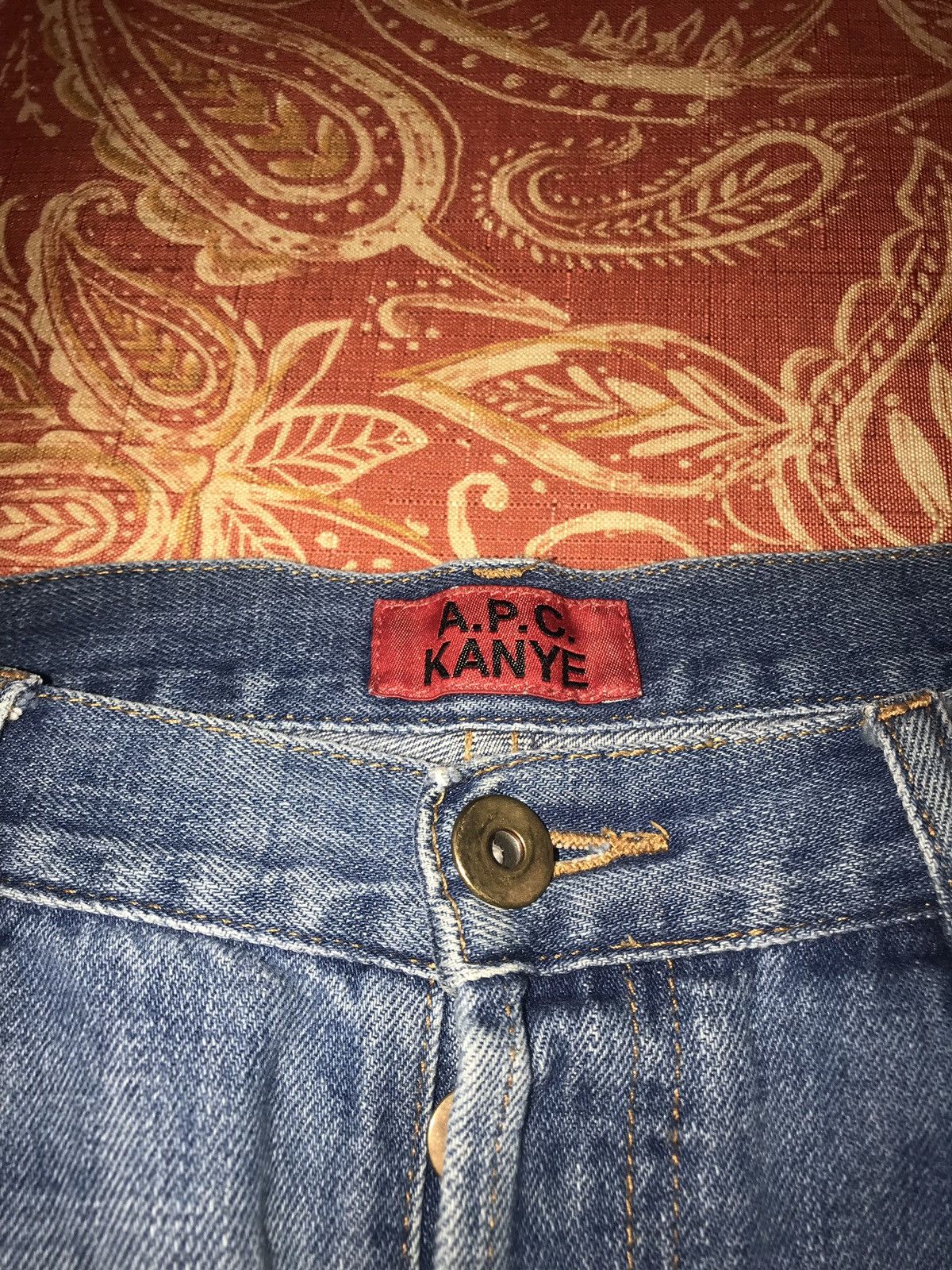 A.P.C. × Kanye West A.P.C. x KANYE Stonewashed Denim 2014 Size US 30 / EU 46 - 2 Thumbnail