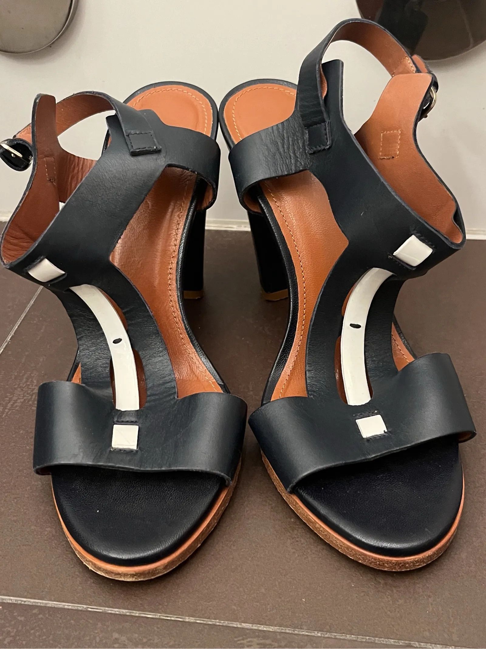 Hugo Boss Hugo Boss Sandals Size US 9 / IT 39 - 8 Thumbnail